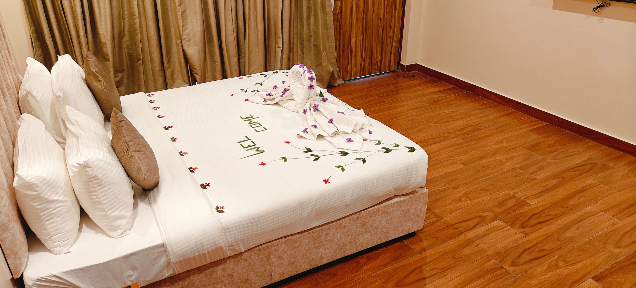 Red Skin Villa