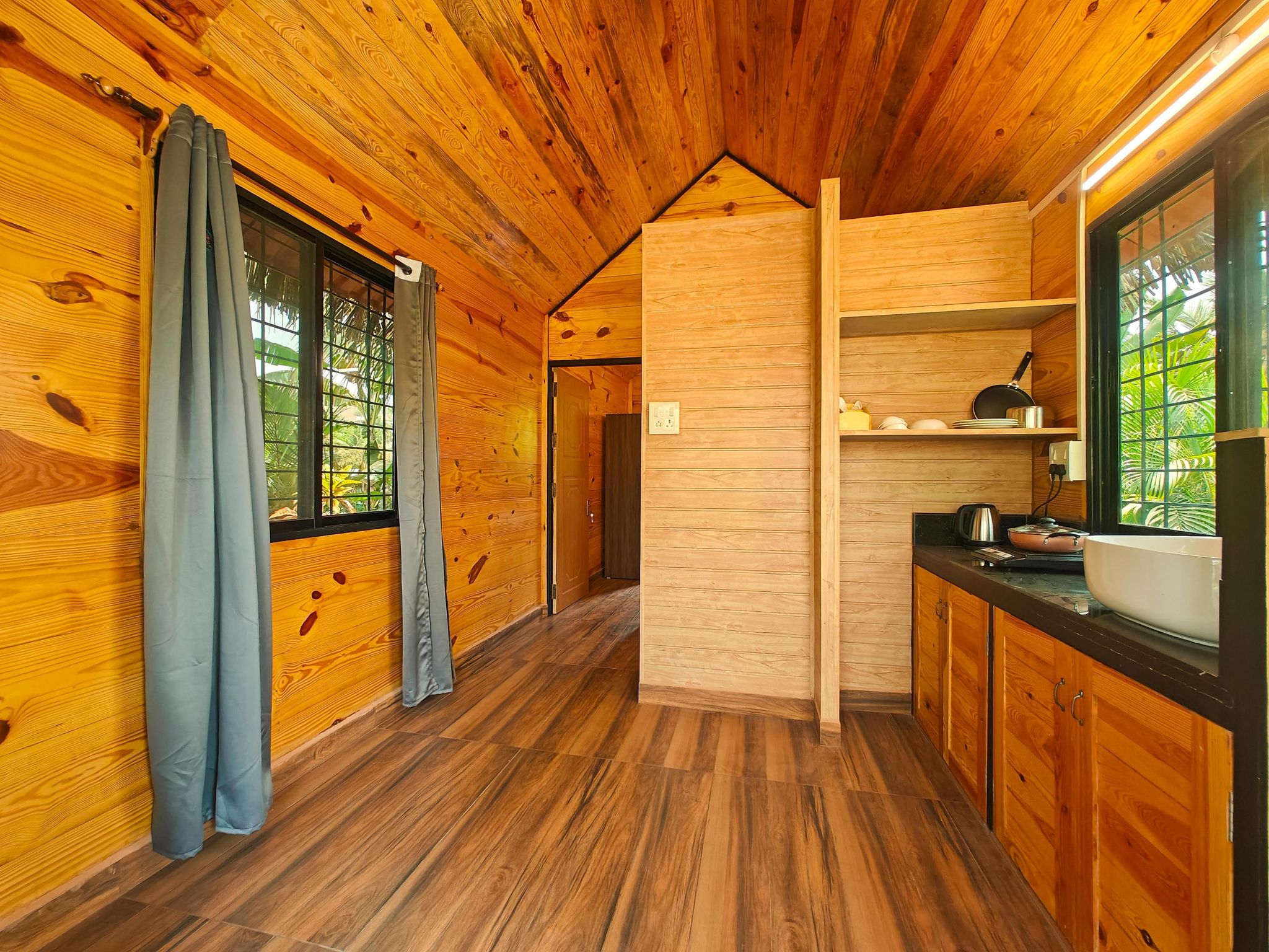The Lazy Cabanas Cabana 10