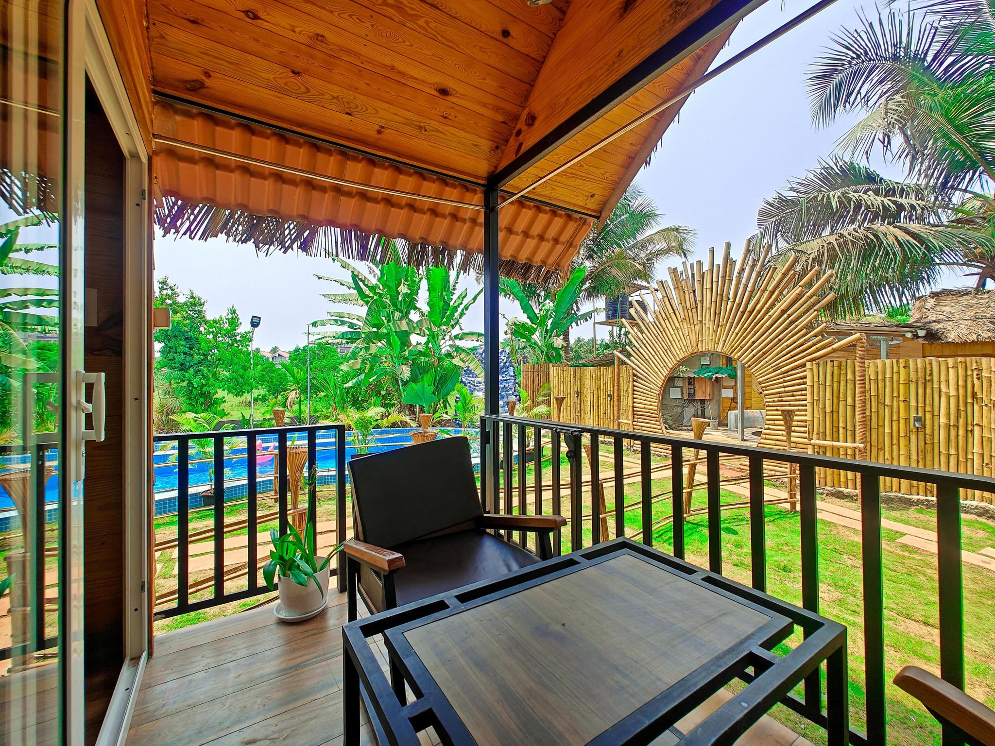 The Lazy Cabanas Cabana 4