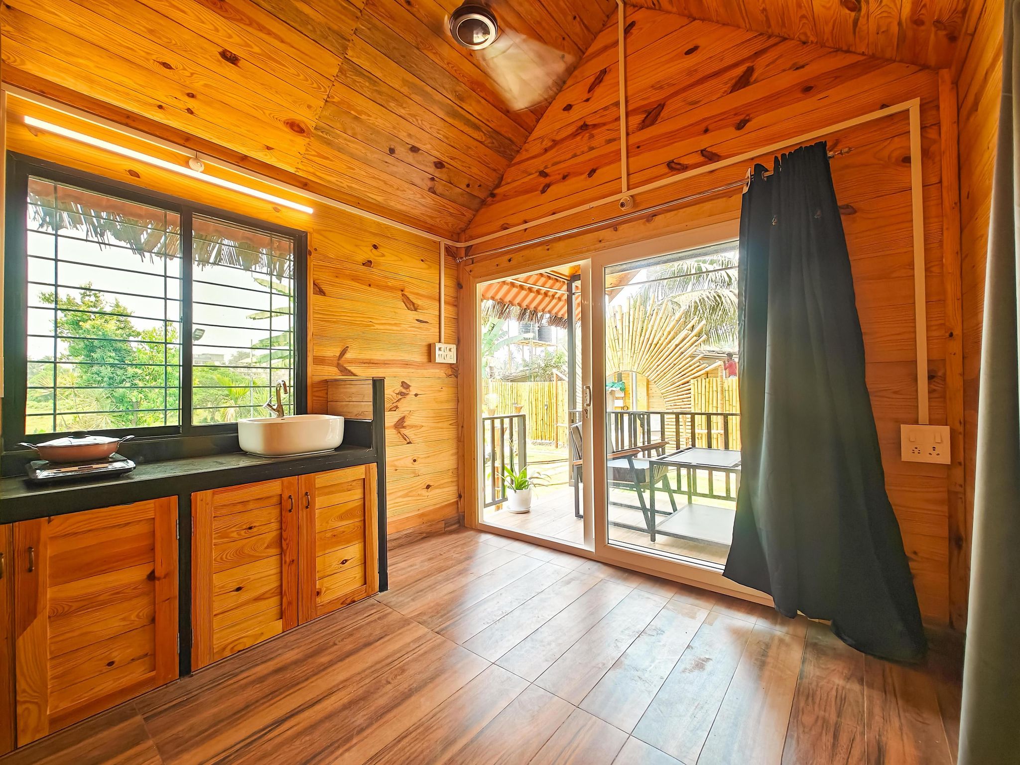 The Lazy Cabanas Cabana 12