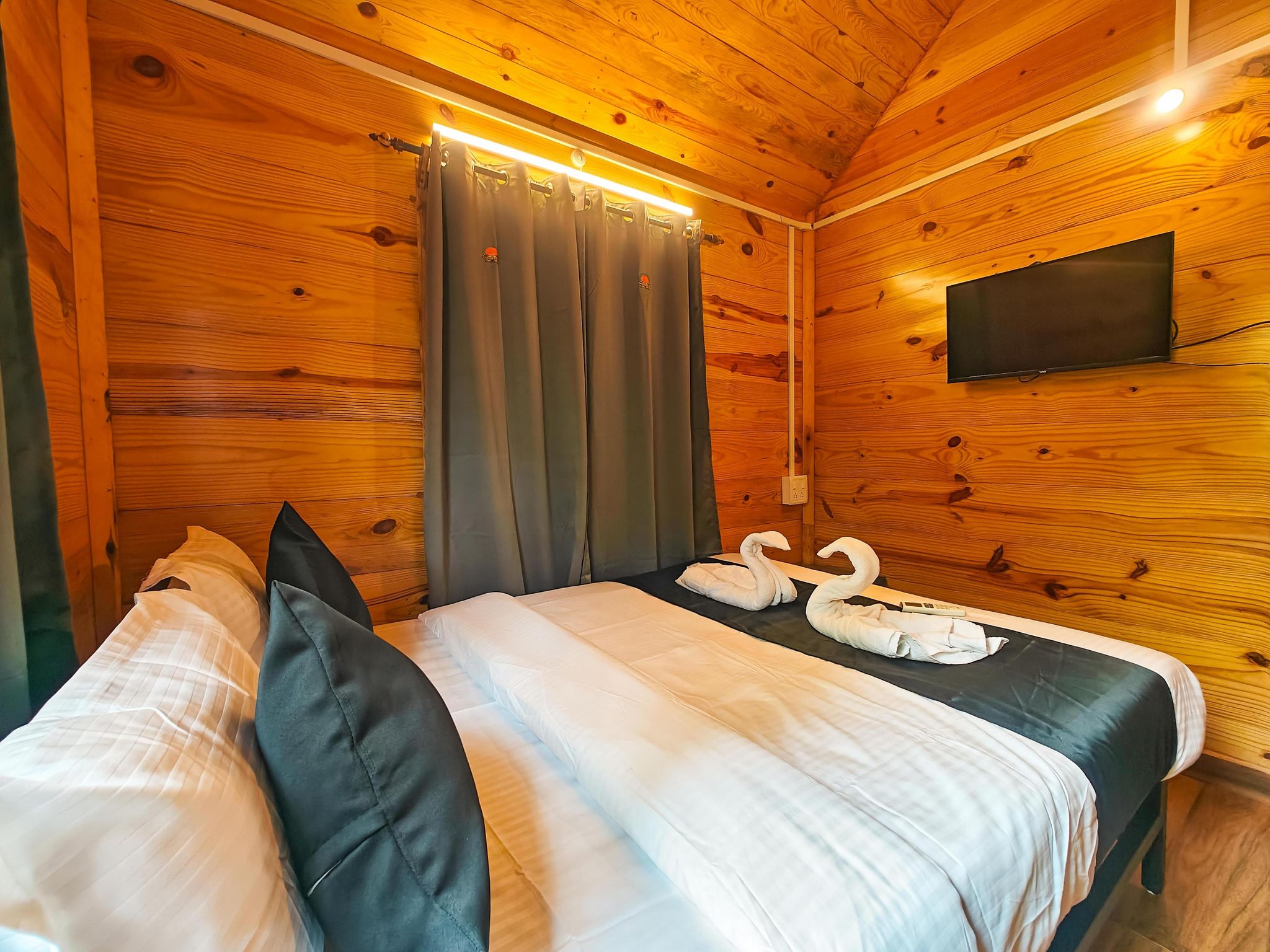 The Lazy Cabanas Cabana 3