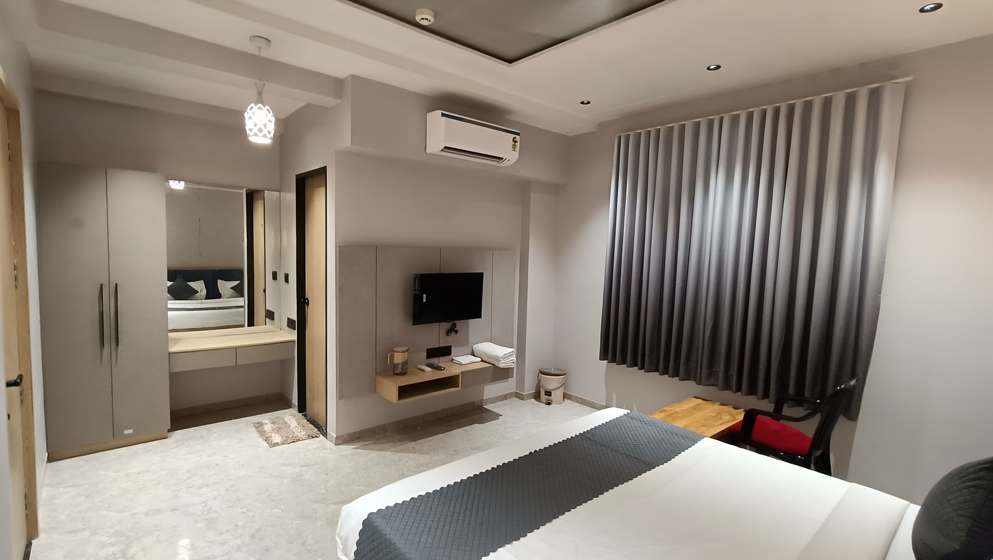 Hotel Nand Palace Dwarka Deluxe Room 2