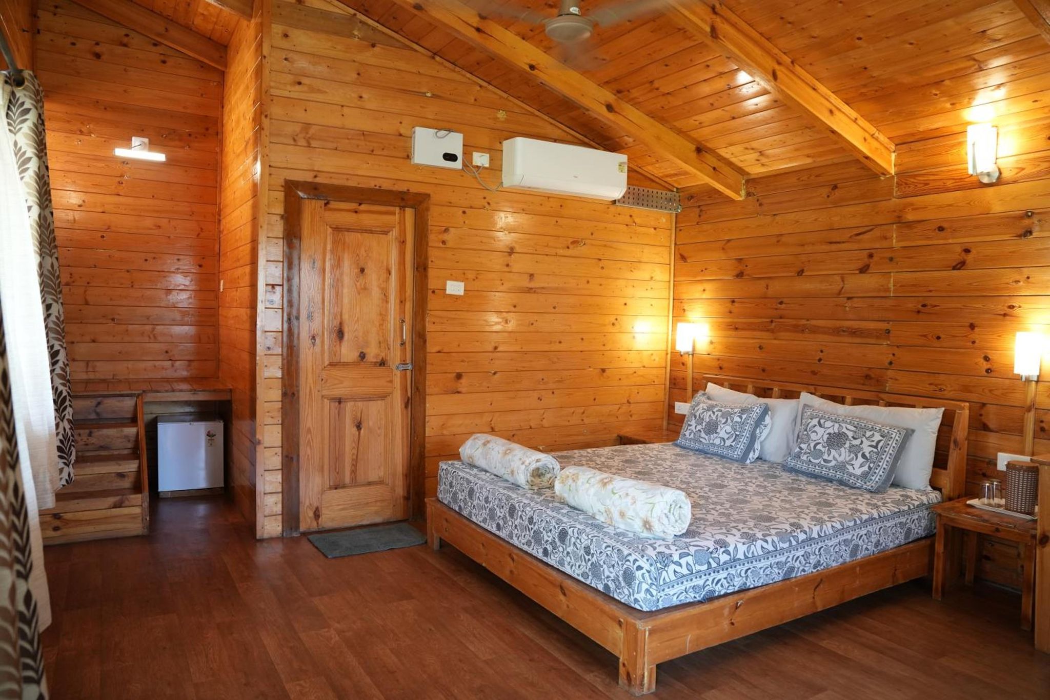 Labdhi Resort Superior King Room With Loft 4