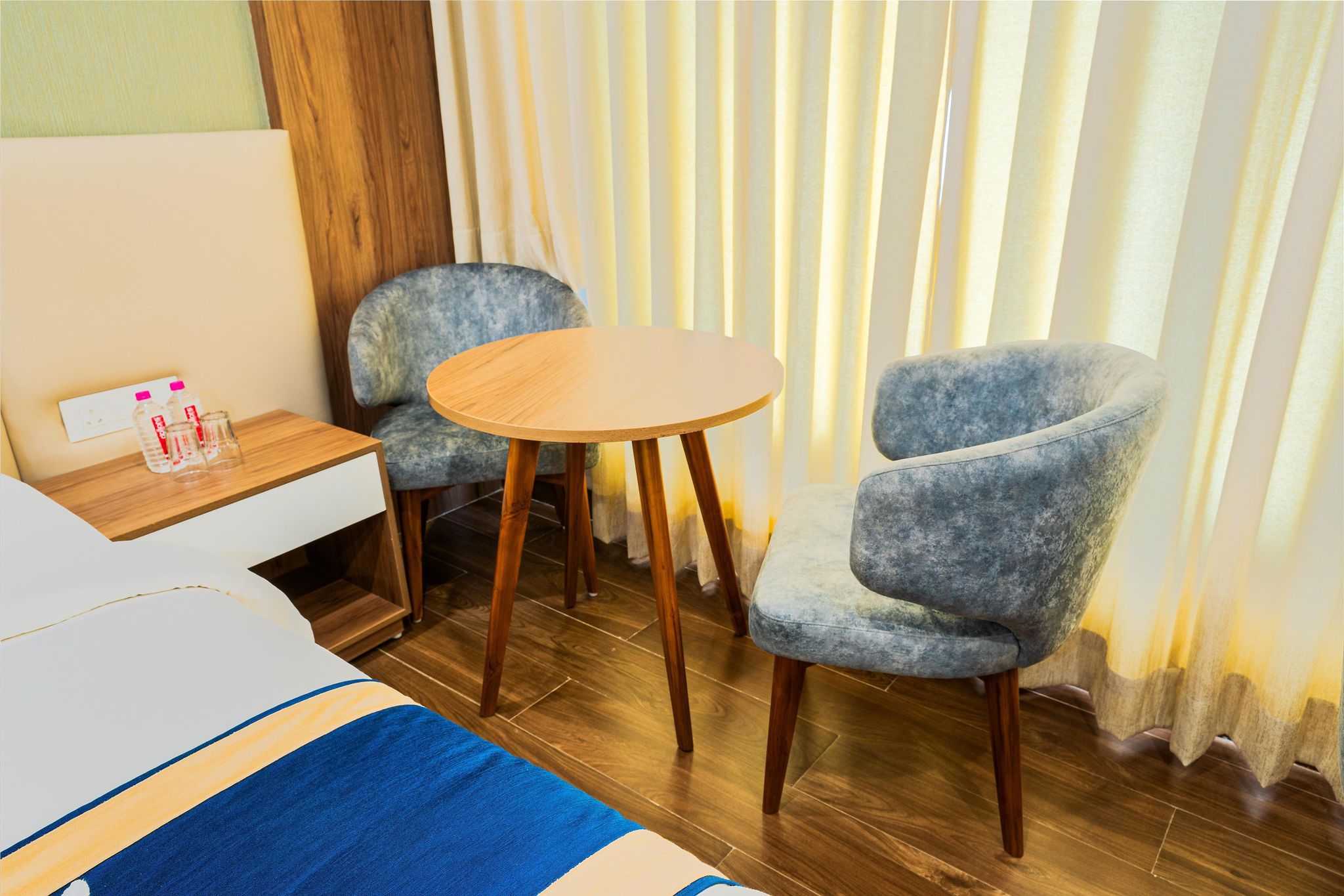 Tulsi Bhawan Deluxe King Room 6