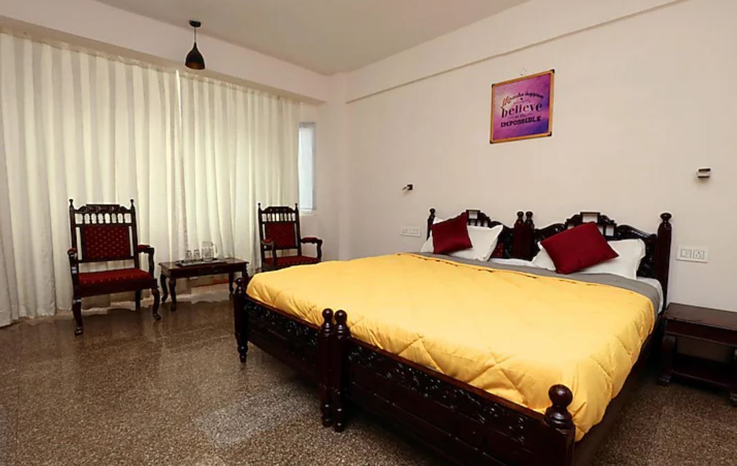 HOTEL CHARRING CROSS, OOTY