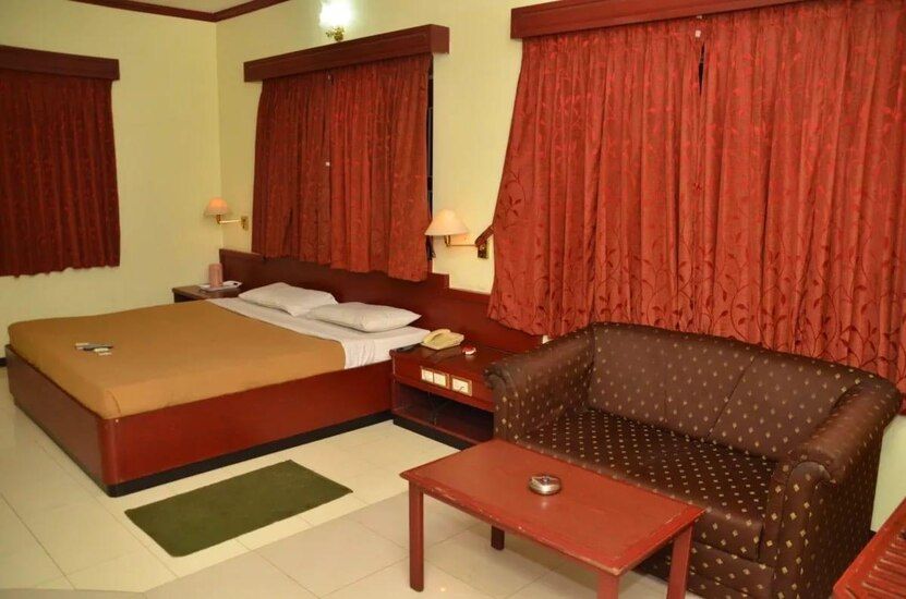  KVR Hotels Karur Deluxe AC 2