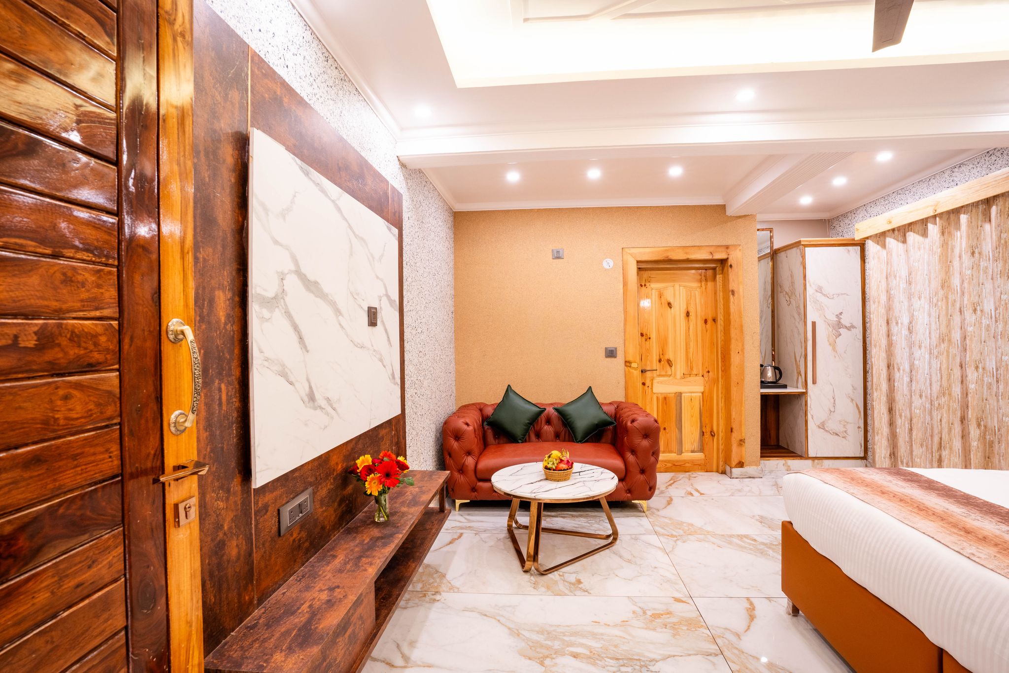 Golden Oak by The Lake Hill Simple Bliss Room (With AC) 10