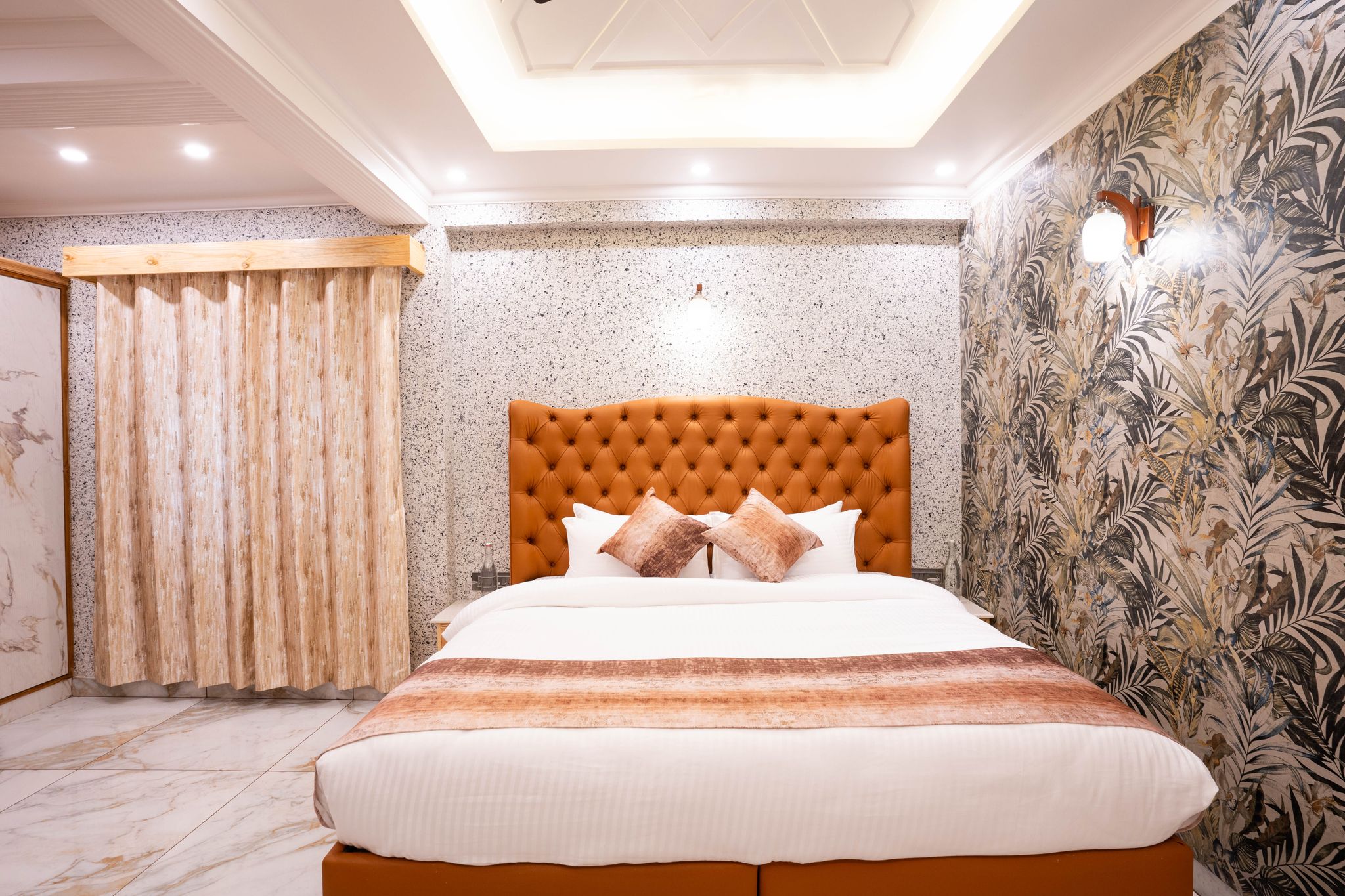 Golden Oak by The Lake Hill Simple Bliss Room (With AC) 14