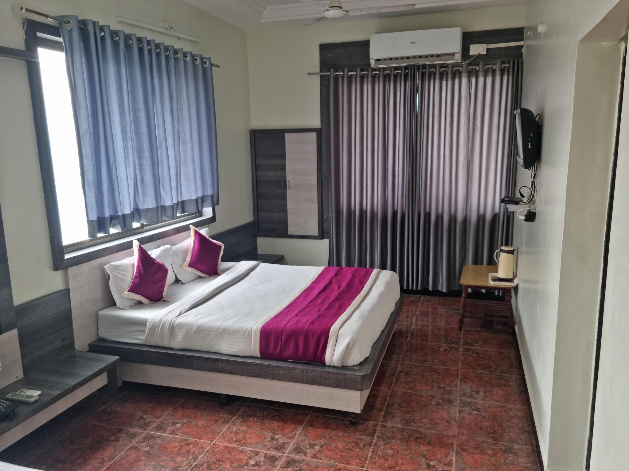 Standard Double Bed AC Room