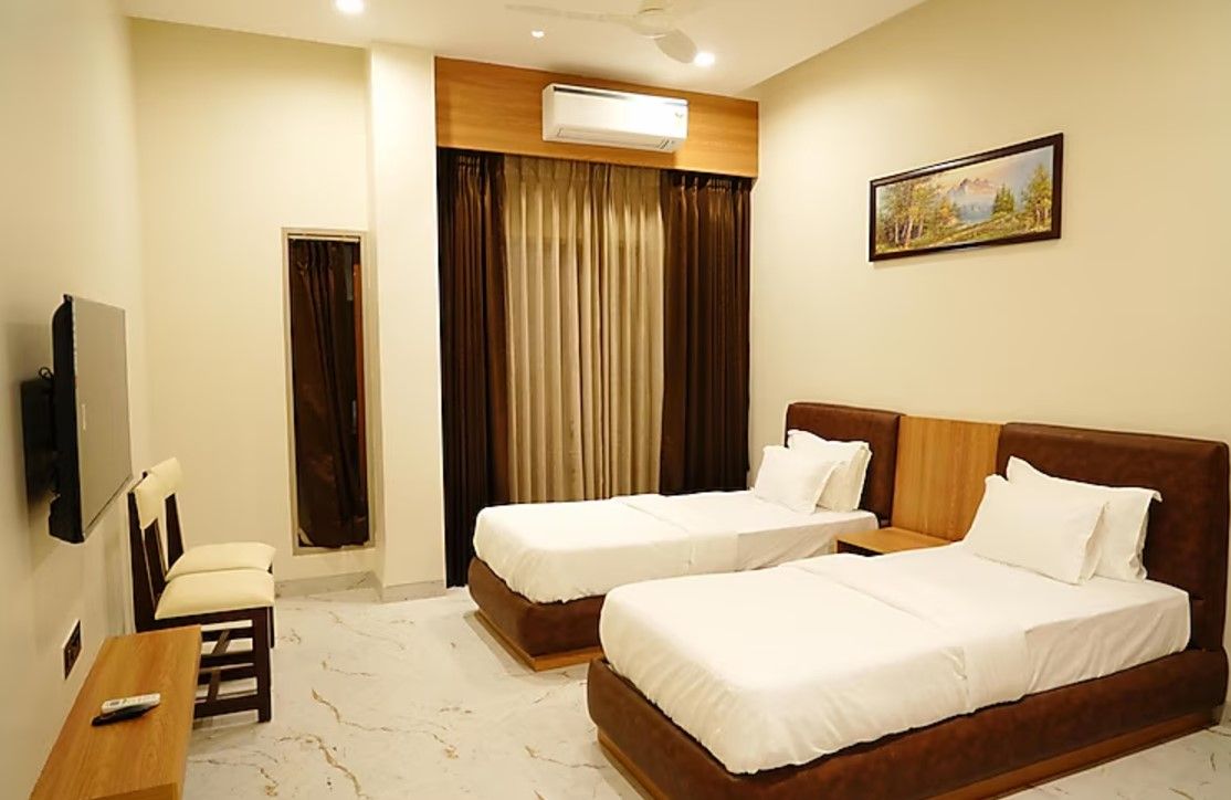 HOTEL VIDHAAN INTERNATIONAL