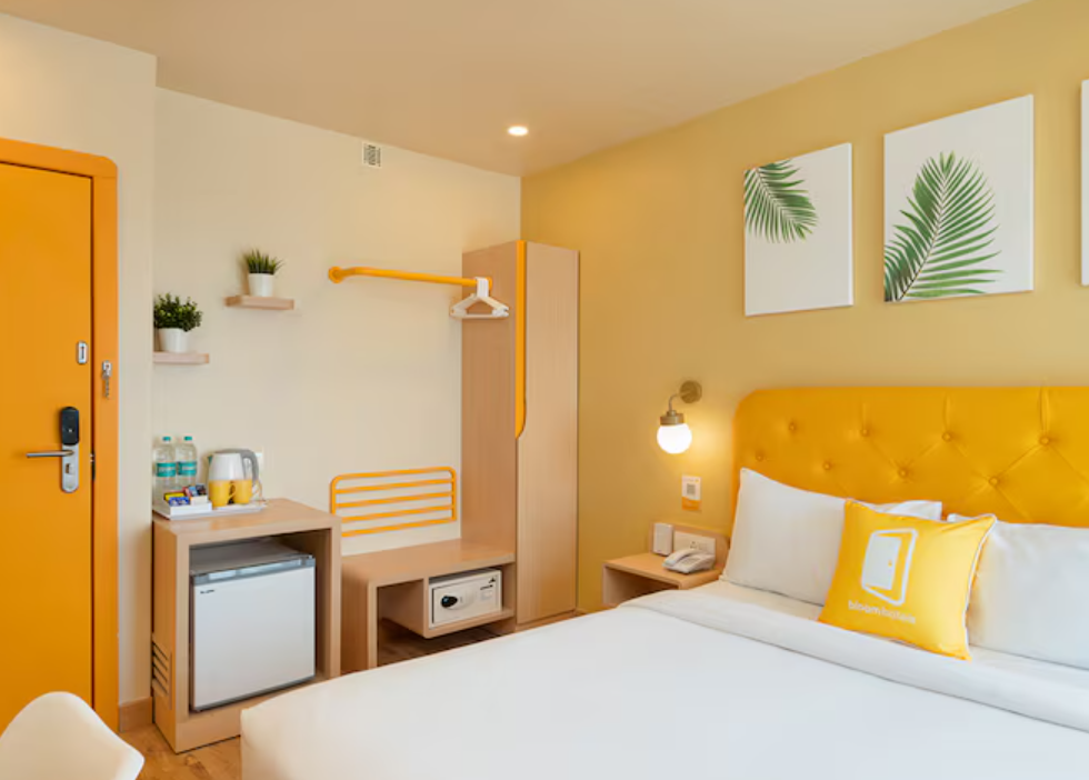 Bloom Hotel Saki Vihar Powai Standard King Room 3