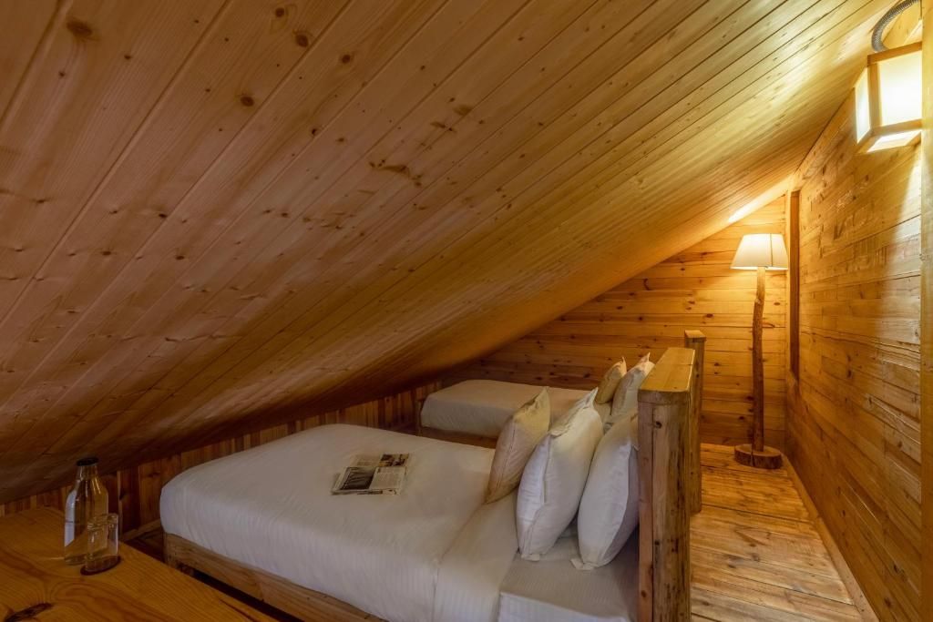 ELIVAAS 4 BHK with Garden & Sauna | Skylounge 4 BHK with Garden & Sauna 11