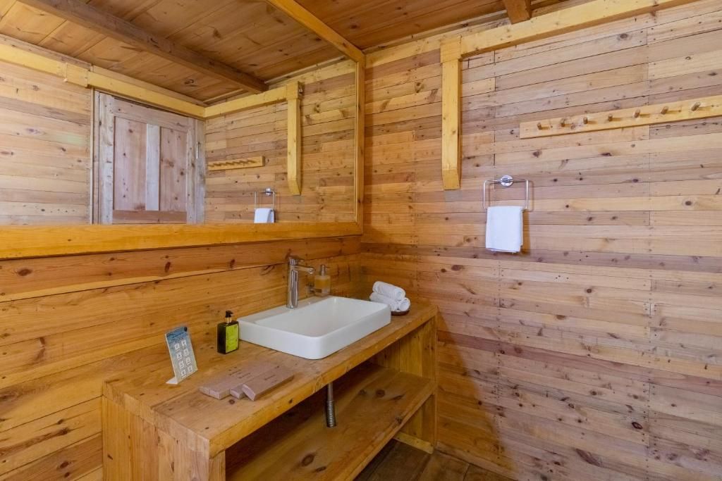 ELIVAAS 4 BHK with Garden & Sauna | Skylounge 4 BHK with Garden & Sauna 25