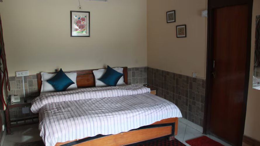 Hotel Paradise Inn