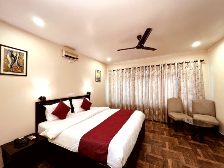 Deluxe Room With Balcony and Valley View