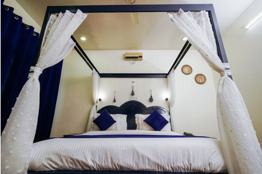 Premium Room with Balcony and Valley View