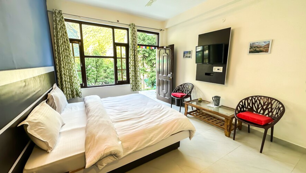 Mountain Vista Standard Room with Mountain View 2