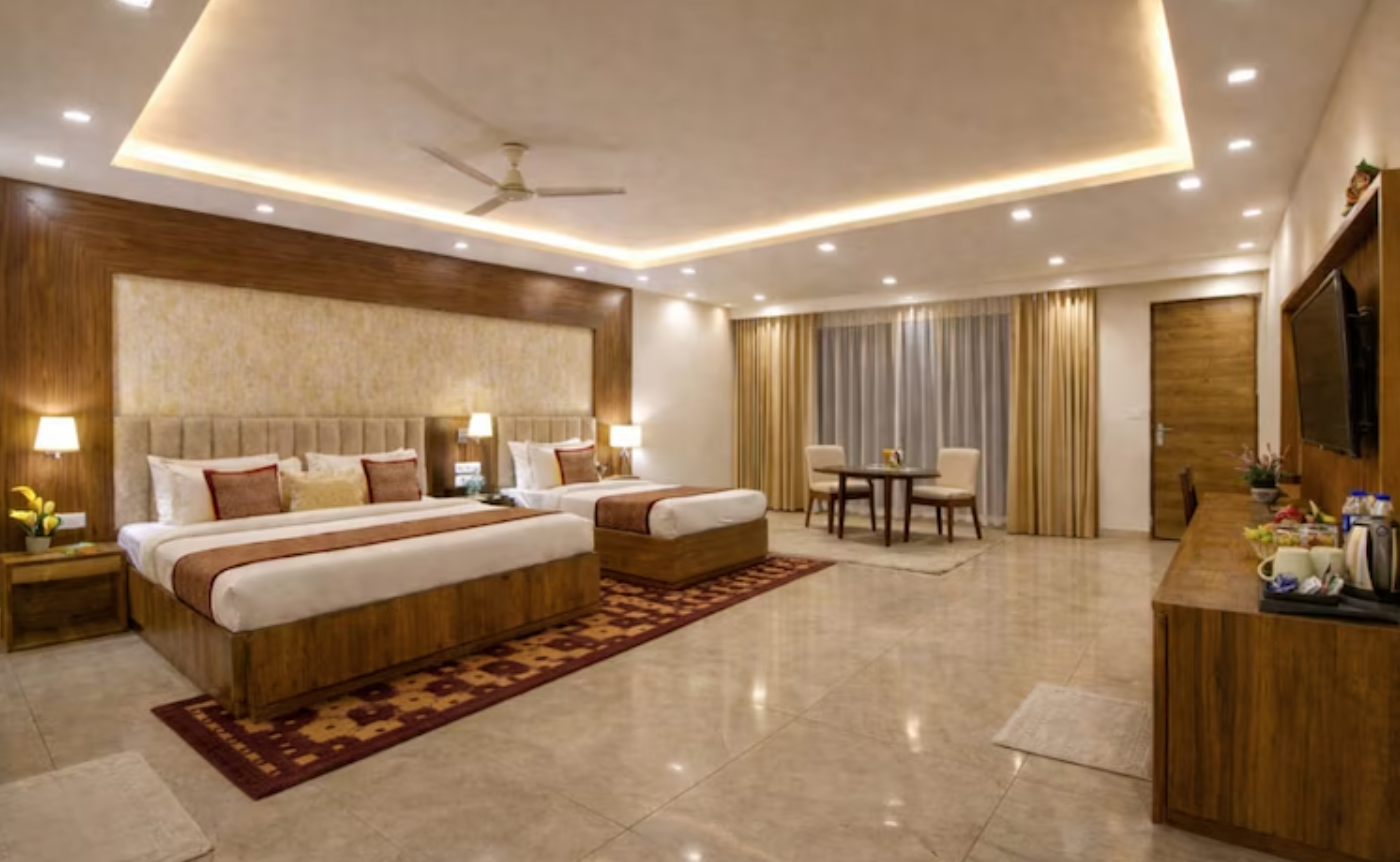 Premium Tripple Bed with Airport Drop
