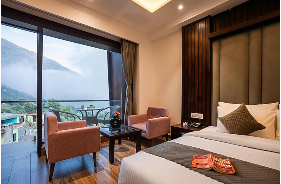 Superior Room with Balcony