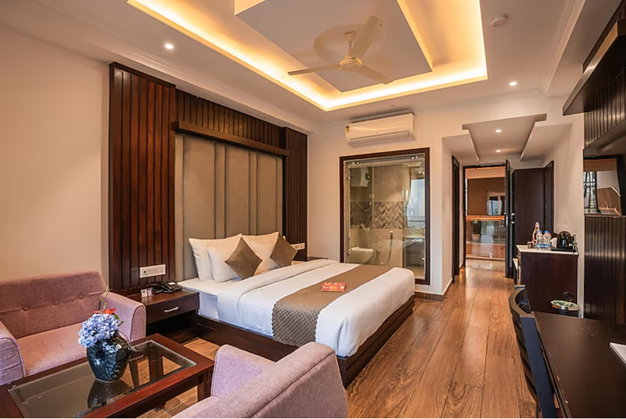 Superior Room with Balcony