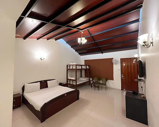Cedar Premium Room