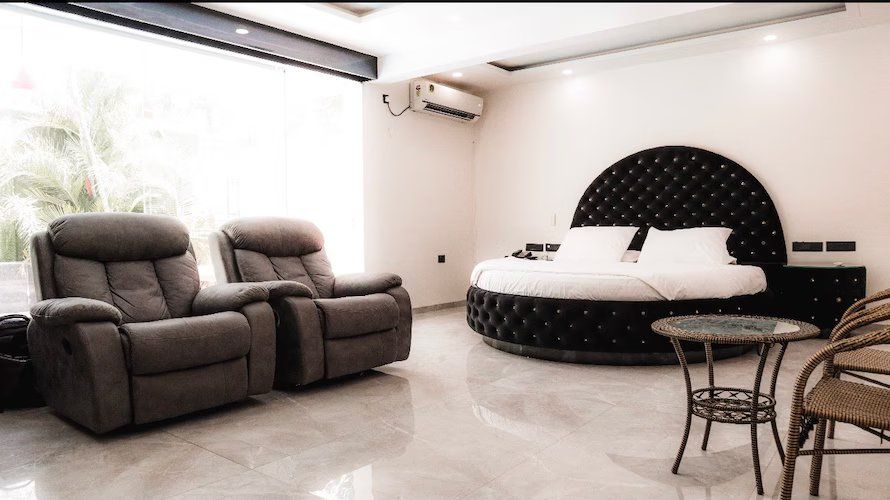 Meadow Suite With Private Balcony