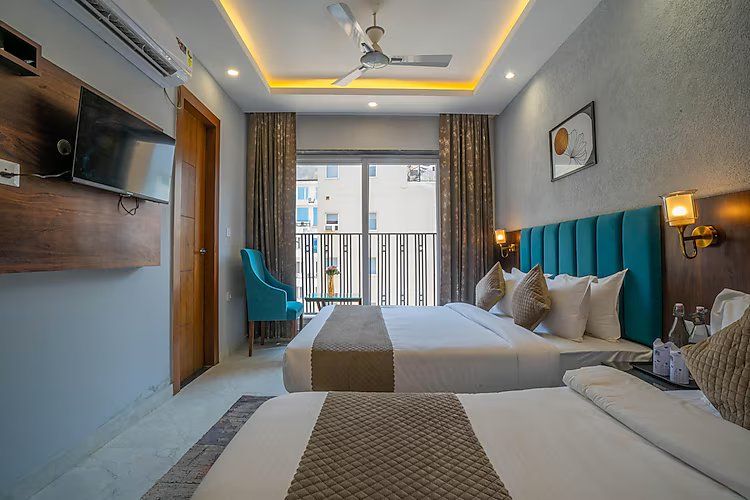 Family Triple Room (No View)