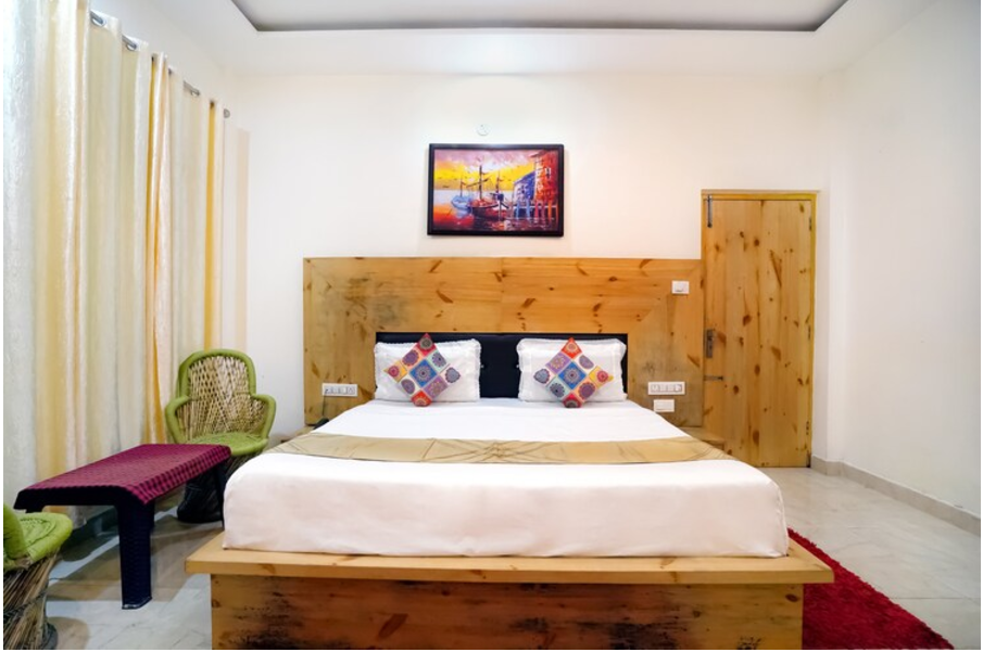 Deluxe Room with Balcony