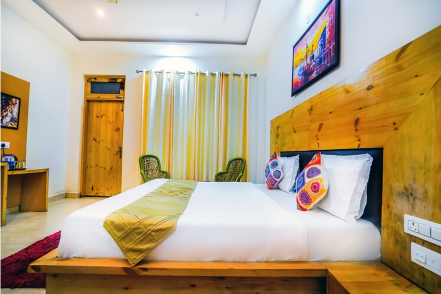 Deluxe Room with Balcony