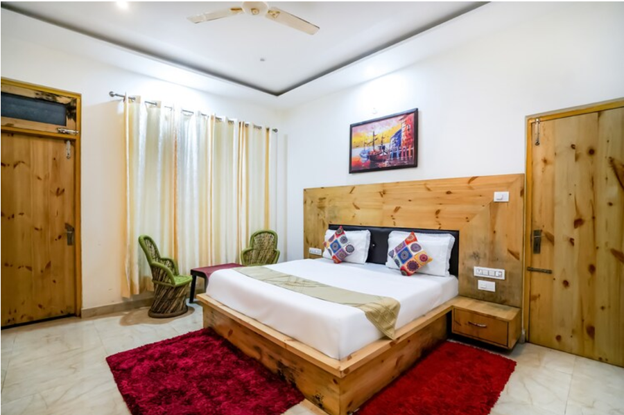 Deluxe Room with Balcony