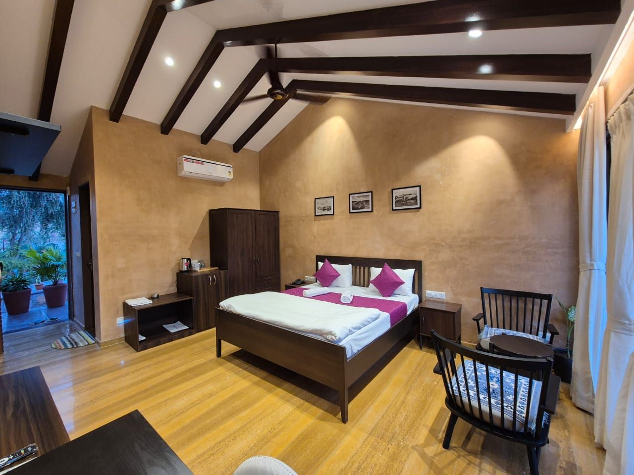 Umber Tree -A Nature Side Heaven Resort Premium cottage with Balcony 3