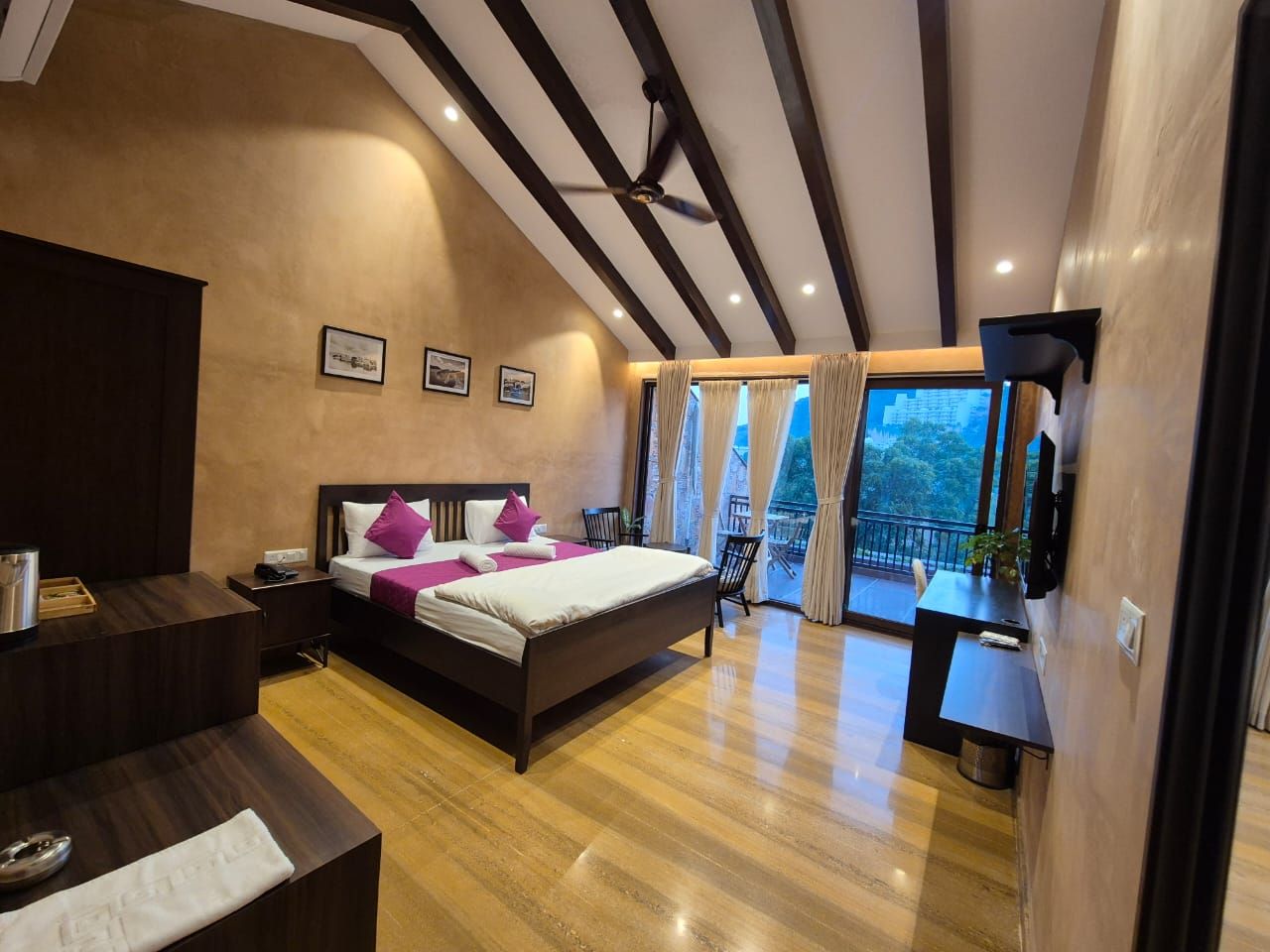 Umber Tree -A Nature Side Heaven Resort Premium cottage with Balcony 5