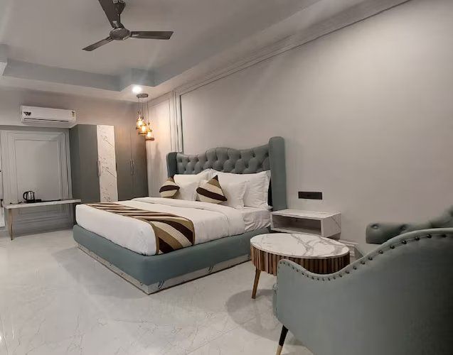Super Deluxe Room