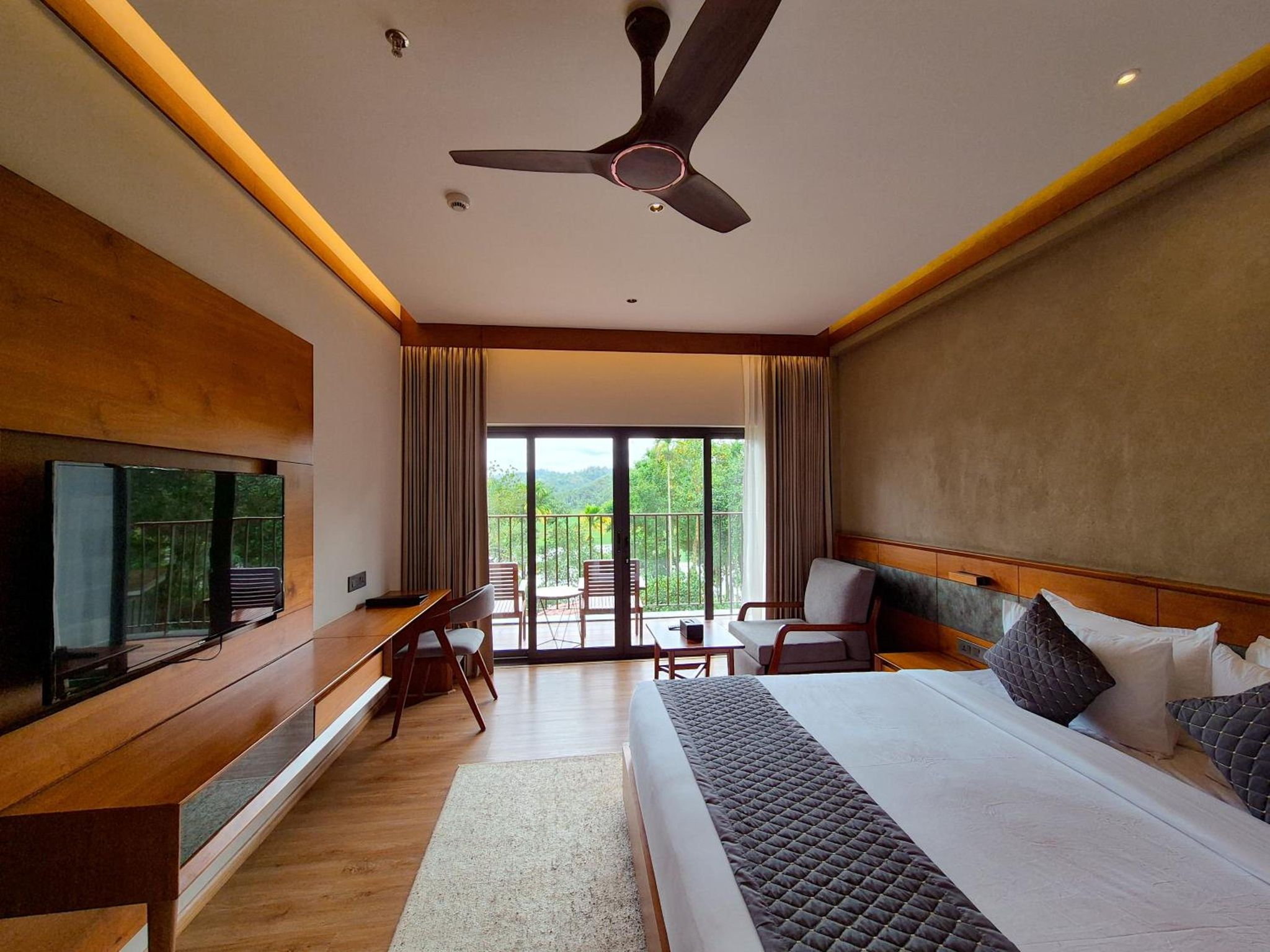 Waterfront Indulge Suite with Balcony