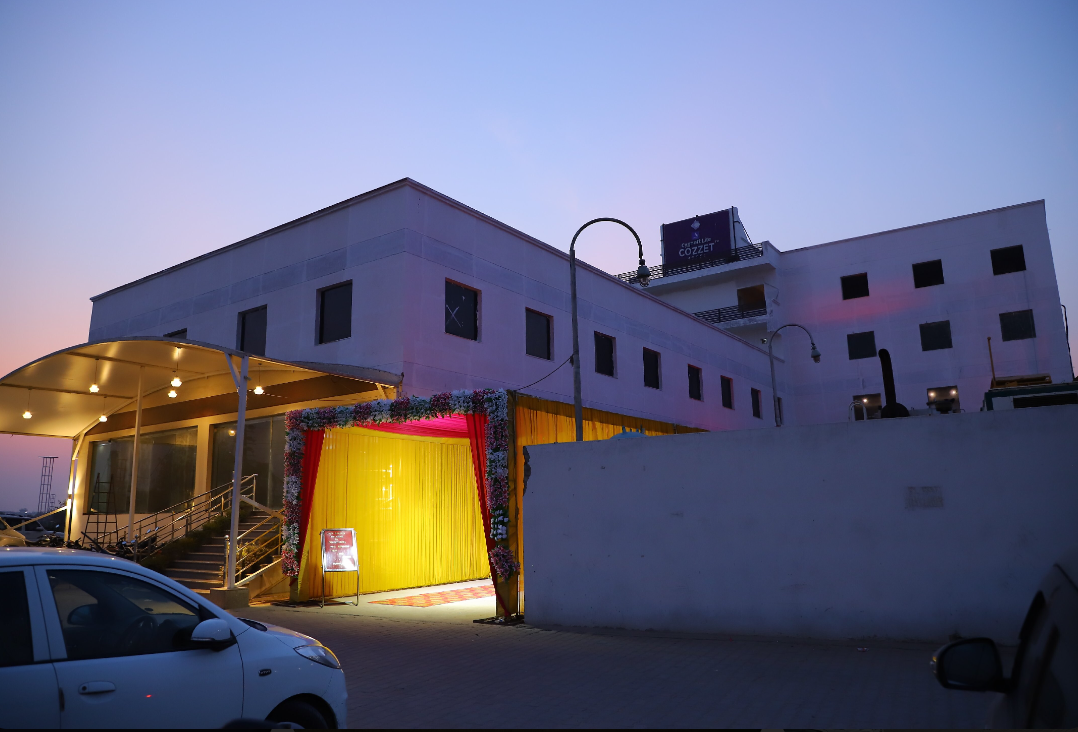 Cozette Hotel