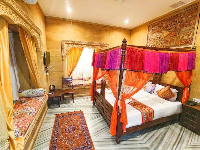 Luxury Heritage with Castle View