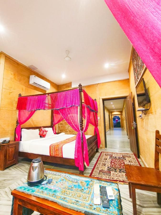 Deluxe Heritage Room