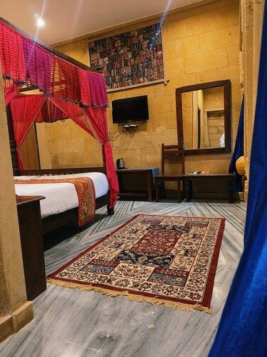 Luxury Heritage with Castle View