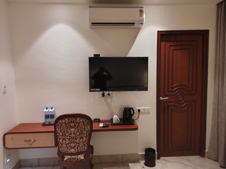 Economy Deluxe Room Without Balcony