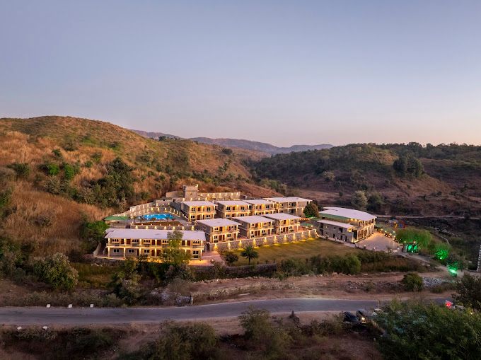 Jal Dhara Resort 