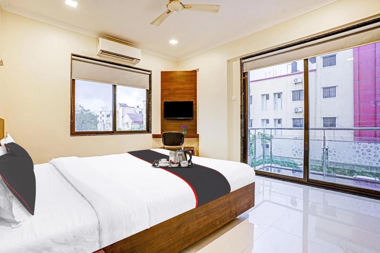 Hotel Sai Vidisha Palace Deluxe Double Bed Non Ac 2