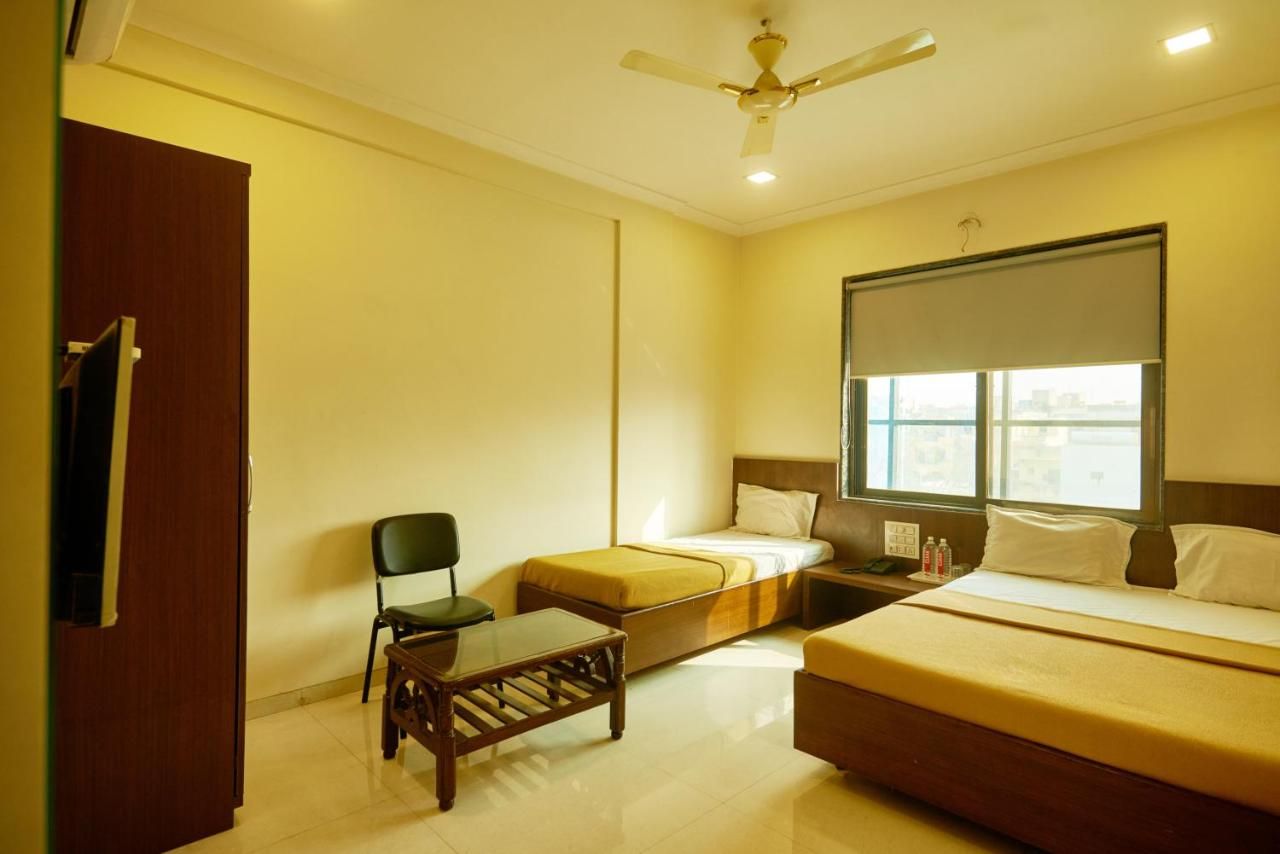 Deluxe Triple Bed Non Ac