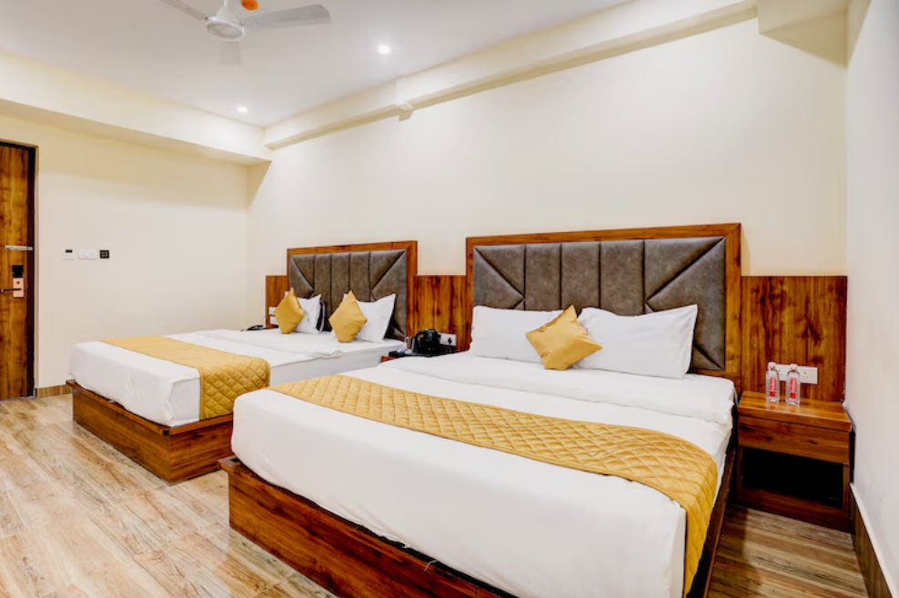 Triple Bed Room