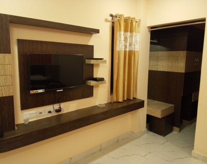 Frangipani Super Deluxe AC View Room