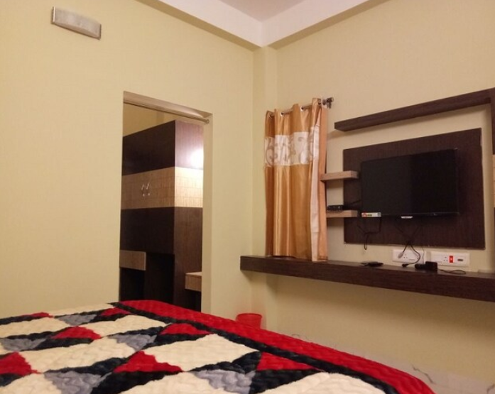 Frangipani Super Deluxe AC View Room