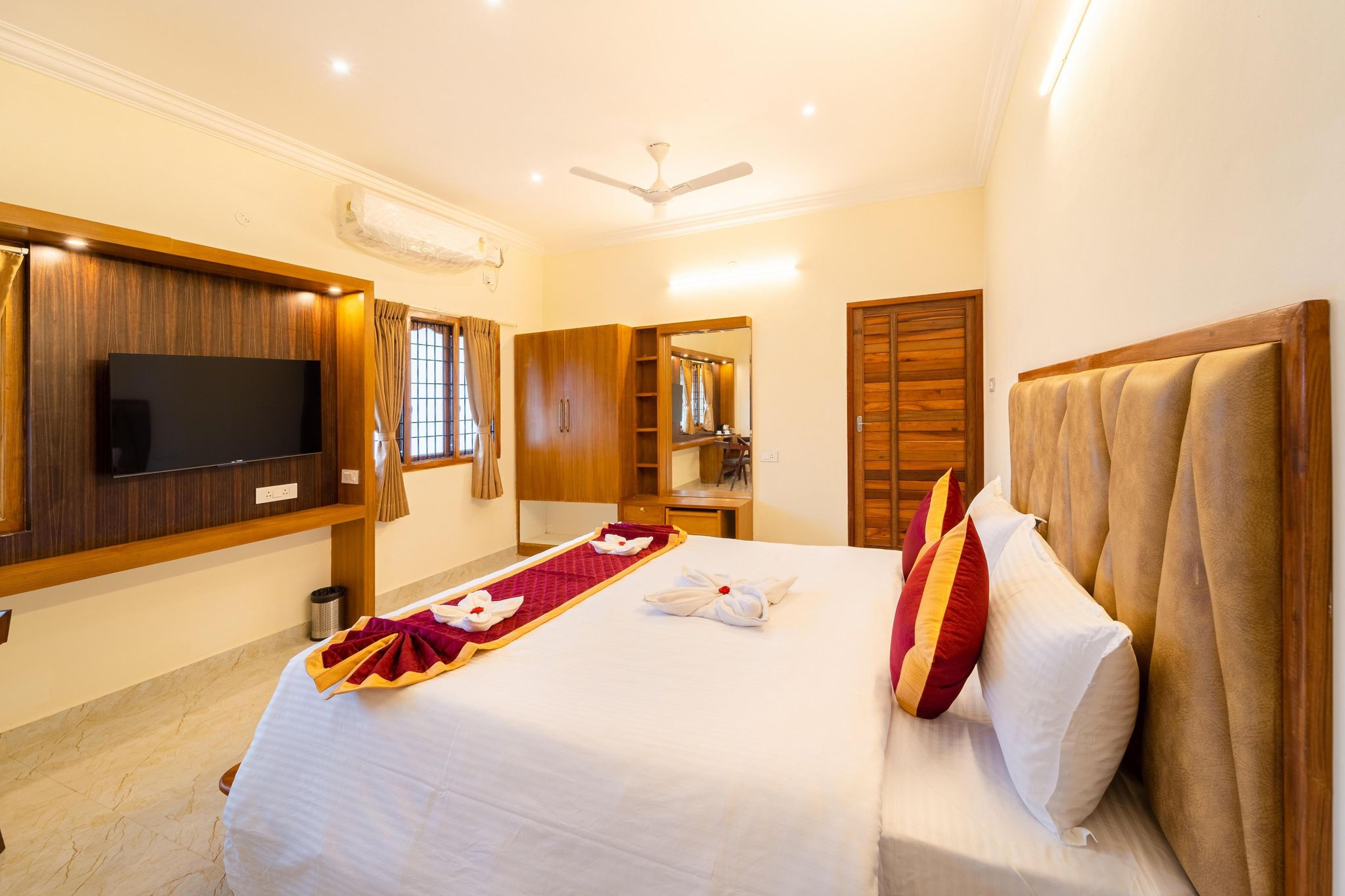 CLASSIC ROOM with Bathtub