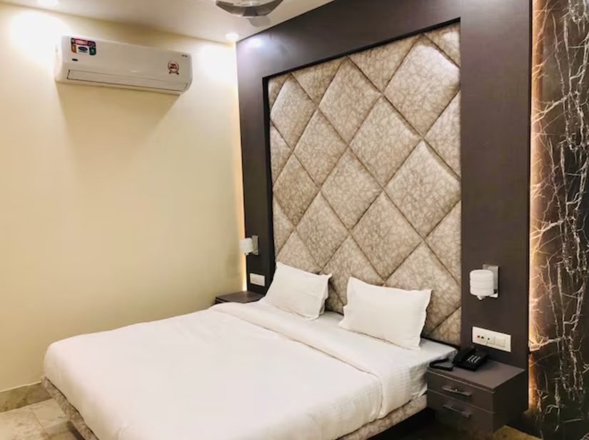 Super Deluxe Room With High Speed Wi-Fi