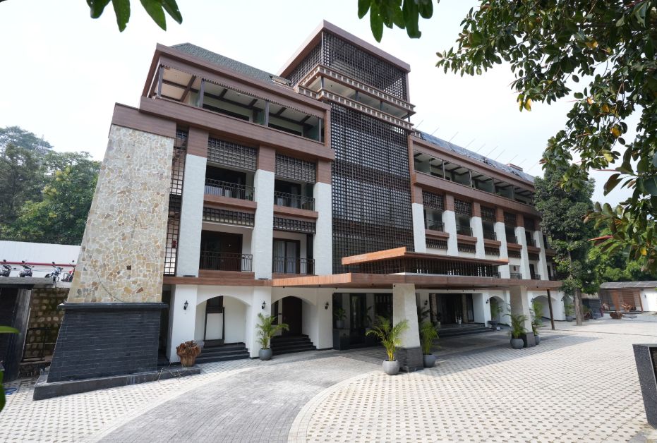 Pleasant Tree Hotels - Luxury Stay Amidst Nature, Dehradun