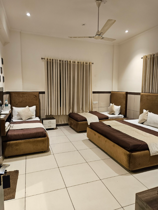 primerose Deluxe Room 3