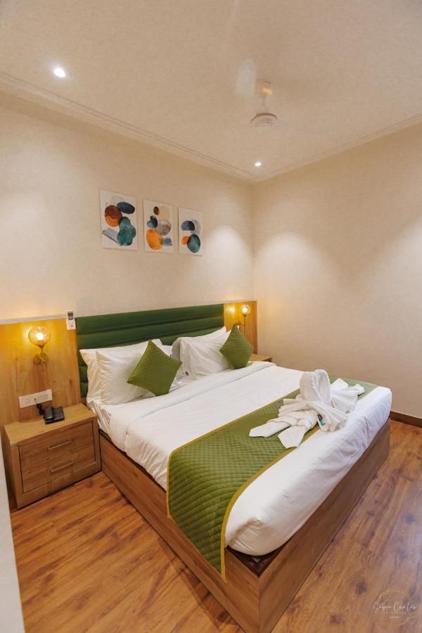 Mannat residency by iO Hotels Deluxe Room 2